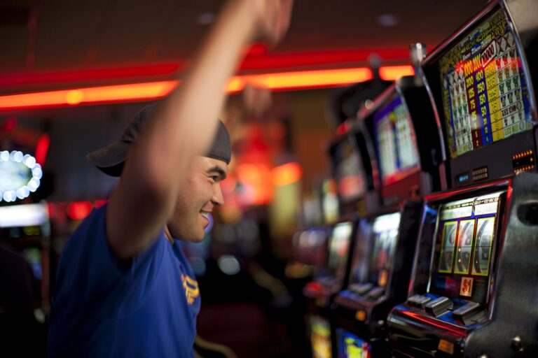 How Winning at Online Casinos Can Boost Your Confidence and Self-Esteem